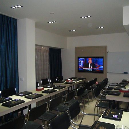 Duroy Hotel By Beverly Beirut Bagian luar foto