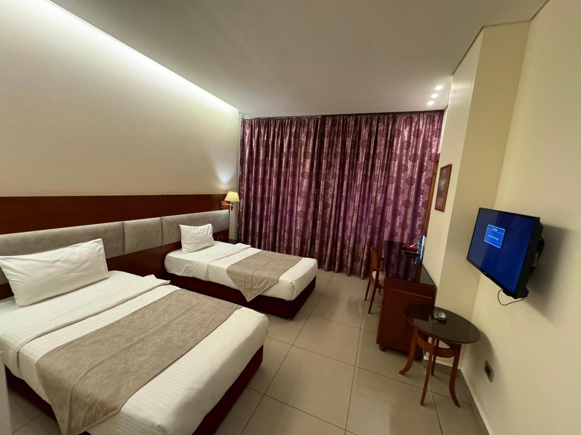 Duroy Hotel By Beverly Beirut Bagian luar foto